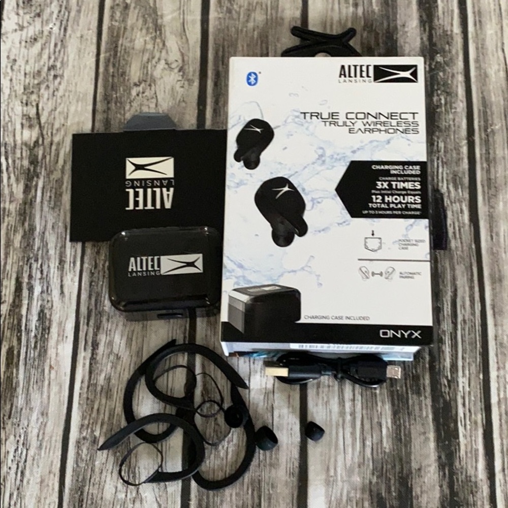 Wireless earphones